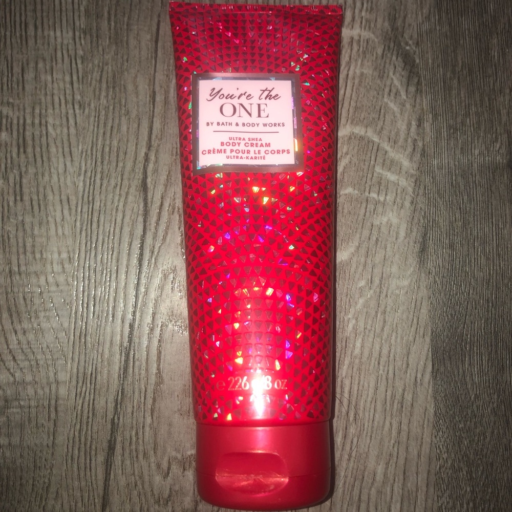*Free with purchase* Bath & Body Works Lotion